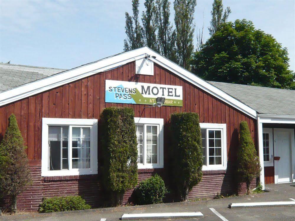 Stevens Pass Motel Gold Bar Экстерьер фото